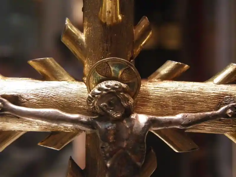 Crucifix, Christ on a thorny cross